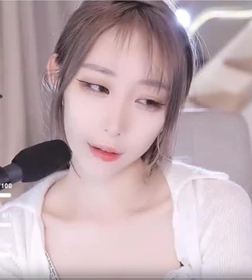 02082218.jpg ASMR 女友的深夜耳疗702周童潼